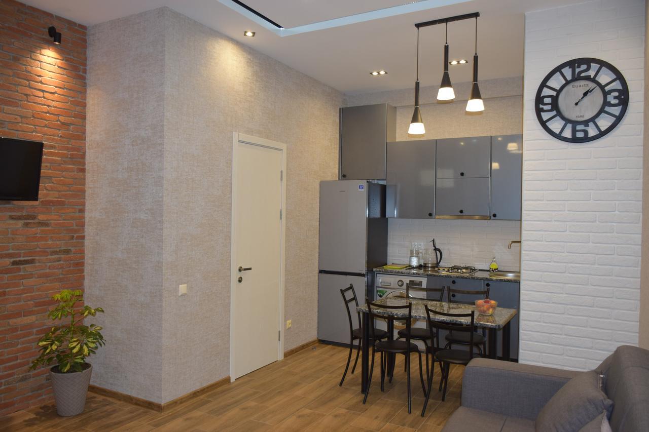 Rustaveli Modern Apartment Center Of Тбілісі Екстер'єр фото
